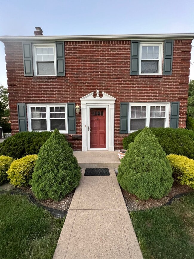 property at 8120 Remington Dr