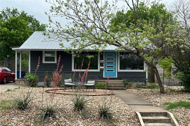 property at 5509 Link Ave