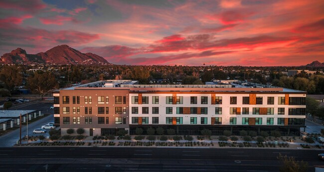 The Common in Phoenix, AZ - Foto de edificio - Building Photo