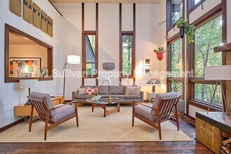 500 Bayberry Dr in Chapel Hill, NC - Building Photo - Building Photo