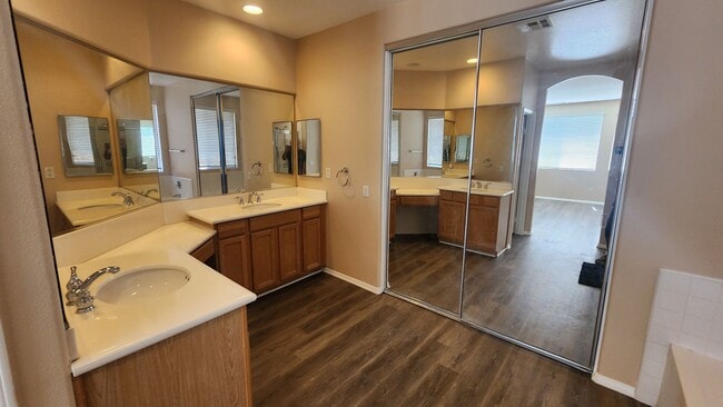 39350 Wentworth St in Murrieta, CA - Building Photo - Building Photo