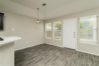 13428 Vida Ln in Dallas, TX - Building Photo - Building Photo