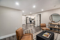 16165 W 13th Plz, Unit Basement Apartment in Golden, CO - Building Photo - Building Photo