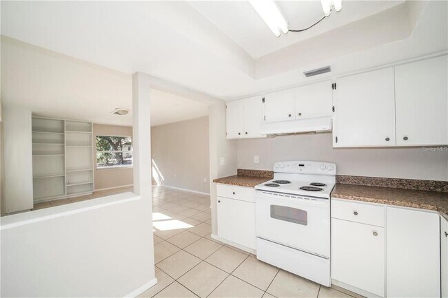 2500 Chilk Ave in Sarasota, FL - Building Photo - Building Photo