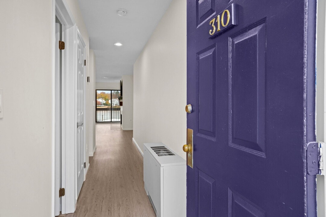 7 River Rd in Norwalk, CT - Building Photo