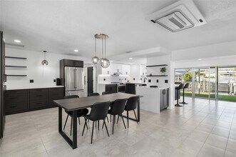 1449 48th Ave NE in St. Petersburg, FL - Building Photo - Building Photo