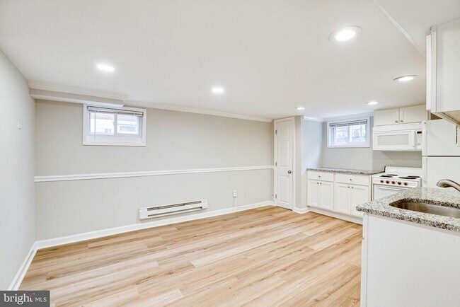 property at 1519 N Stafford St