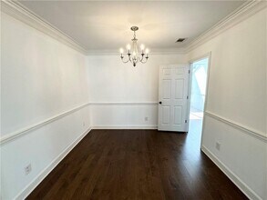 84 Mt Vernon Cir in Dunwoody, GA - Building Photo - Building Photo