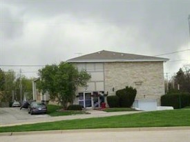 1204 Memorial Dr Apartments