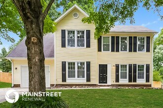 6815 Renwick Ct in Greensboro, NC - Foto de edificio - Building Photo