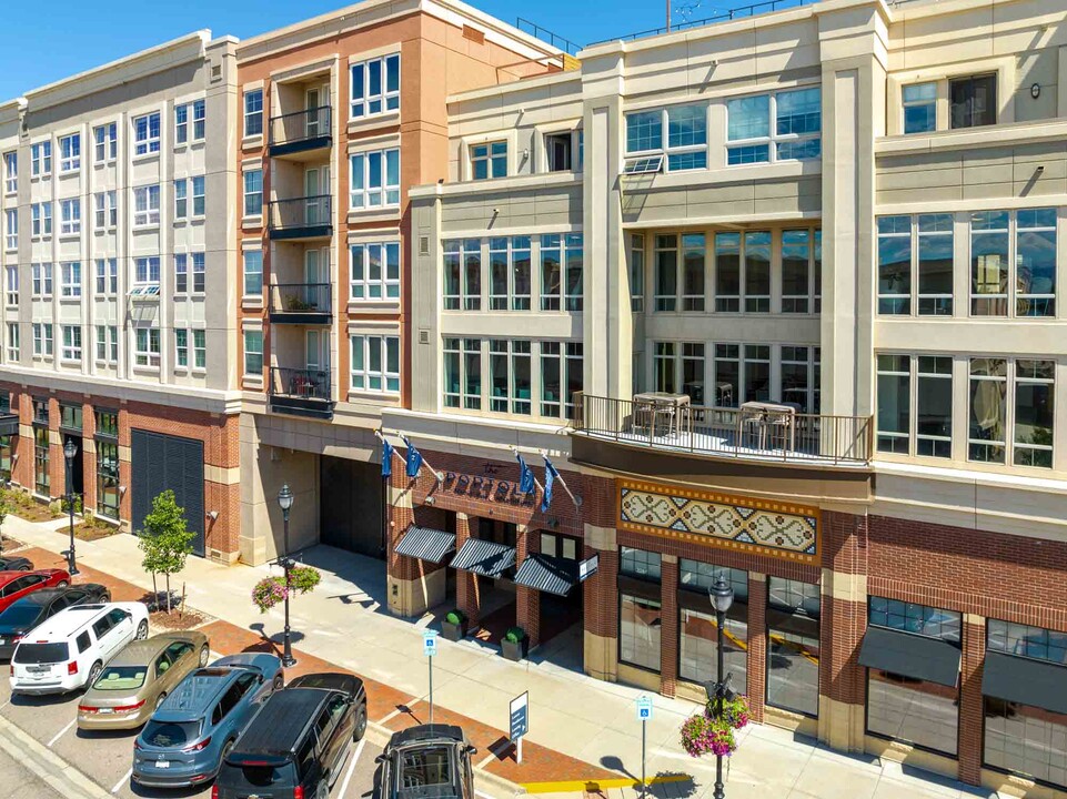 The Portola at Southglenn in Centennial, CO - Foto de edificio