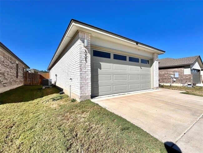 321 Coda Xing in Georgetown, TX - Building Photo - Building Photo