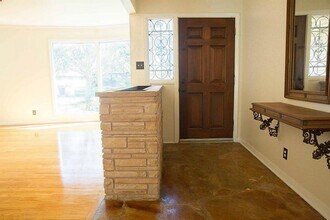 4031 Martinshire Dr in Houston, TX - Building Photo - Building Photo