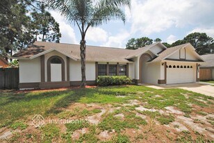 5233 Holden Rd in Cocoa, FL - Building Photo