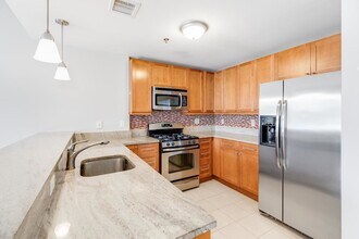 924 Jefferson St-Unit -6C in Hoboken, NJ - Foto de edificio - Building Photo