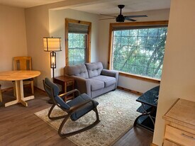 247 Broad St in San Luis Obispo, CA - Building Photo