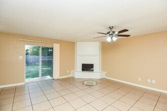 3713 Arnold Dr in Fort Worth, TX - Foto de edificio - Building Photo