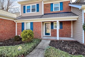 9459 Kings Falls Dr in Charlotte, NC - Building Photo - Building Photo