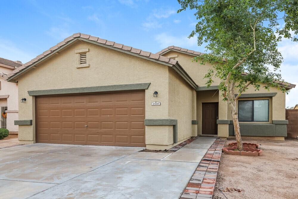 2547 W Lynne Ave in Phoenix, AZ - Building Photo