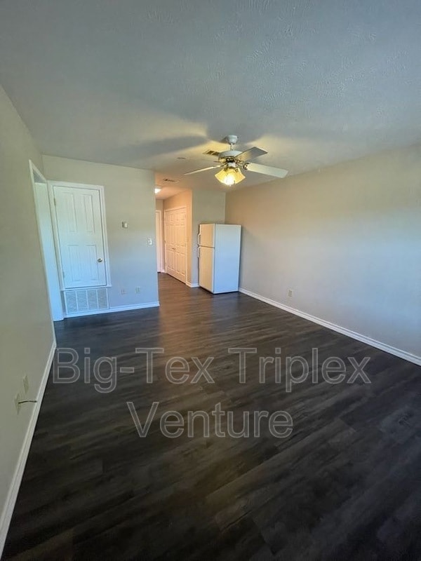 269 N Pecan St in Nash, TX - Building Photo - Building Photo