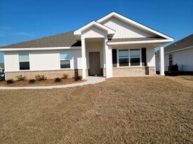10558 Ruffian Rte in Daphne, AL - Building Photo