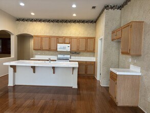 1854 Andrea Dr in Palmdale, CA - Building Photo - Building Photo