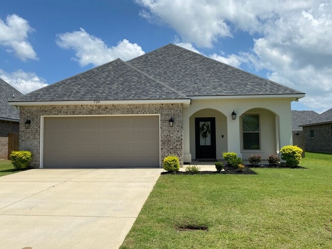 property at 724 Esau Ave
