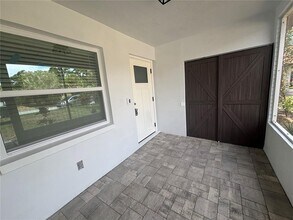 674 Heritage Ln in Largo, FL - Building Photo - Building Photo