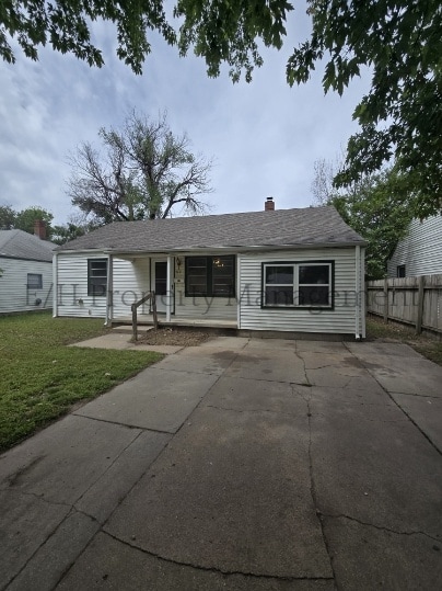 property at 129 S Mt Carmel St