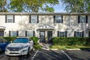 21 Rivers Point Row in Charleston, SC - Building Photo