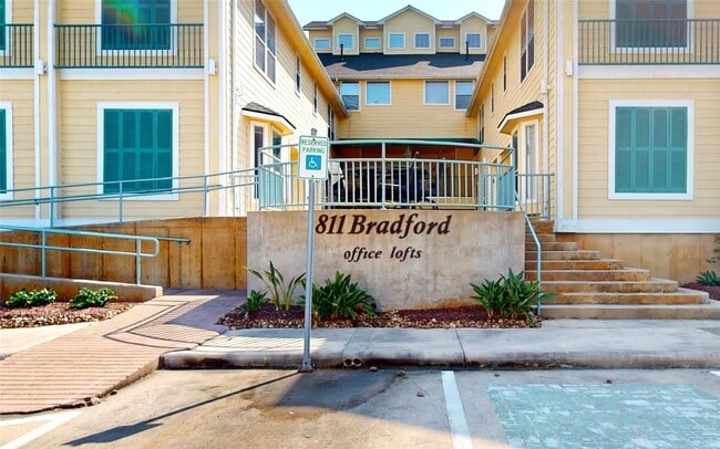 property at 811 Bradford Ave