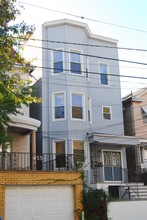 457 Wayne St in Jersey City, NJ - Building Photo - Building Photo