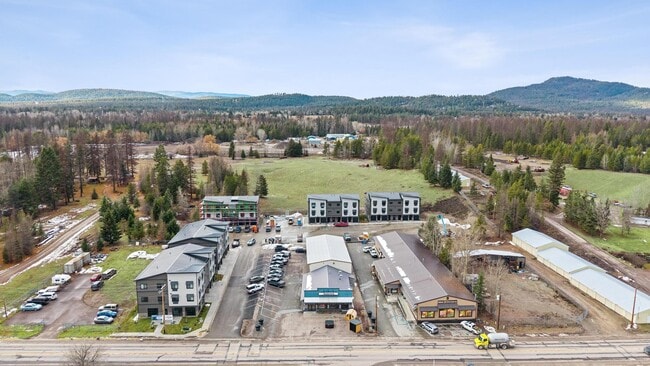 1010 Baker Ave, Unit 304 in Whitefish, MT - Building Photo - Building Photo