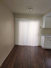 3100 Coffee Rd in Modesto, CA - Building Photo - Building Photo
