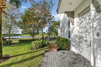 4839 Navali Dr in Wellington, FL - Building Photo - Building Photo