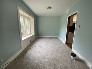 1410 Bellows St in Akron, OH - Building Photo - Building Photo