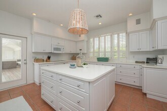 4040 Loomis Ave in Boca Grande, FL - Building Photo - Building Photo