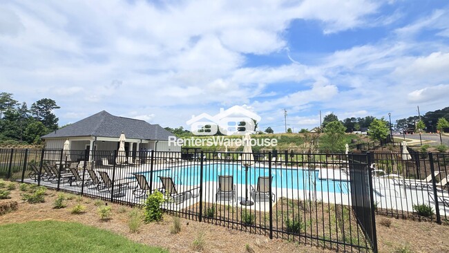 6137 Wayburn St in Tucker, GA - Building Photo - Building Photo