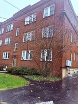 1350 Edwards Road in Cincinnati, OH - Building Photo