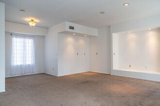 4751 N Flowing Wells Rd in Tucson, AZ - Building Photo - Building Photo