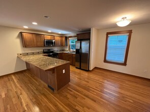 9216A Fremont Ave N in Seattle, WA - Building Photo - Building Photo