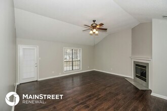 1086 Trappers Cove in Memphis, TN - Building Photo - Building Photo