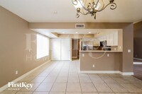 5011 W Oraibi Dr in Glendale, AZ - Building Photo - Building Photo