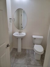 10134 W Los Gatos Dr in Peoria, AZ - Foto de edificio - Building Photo