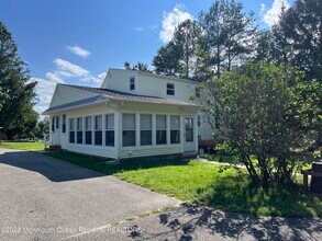 48 Burr St in Barnegat Township, NJ - Building Photo - Building Photo