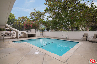 511 San Vicente Blvd in Santa Monica, CA - Building Photo - Building Photo