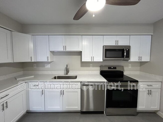 17 Eaglehead Terrace in Shrewsbury, MA - Building Photo - Building Photo
