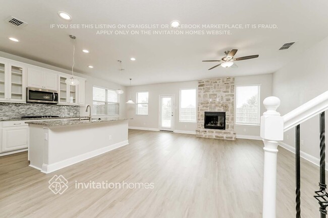 1604 Ranch Trail Rd in Aubrey, TX - Building Photo - Building Photo