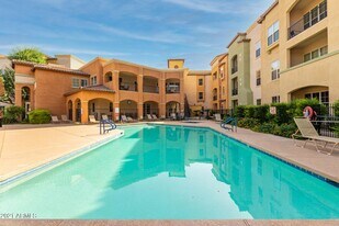 14575 W Mountain View Blvd, Unit 11302 in Surprise, AZ - Building Photo