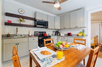 279 Hach Ln in West Palm Beach, FL - Building Photo - Building Photo